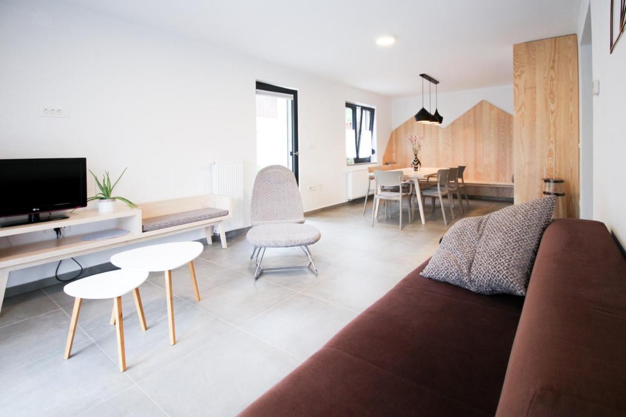 Alpa Apartment *