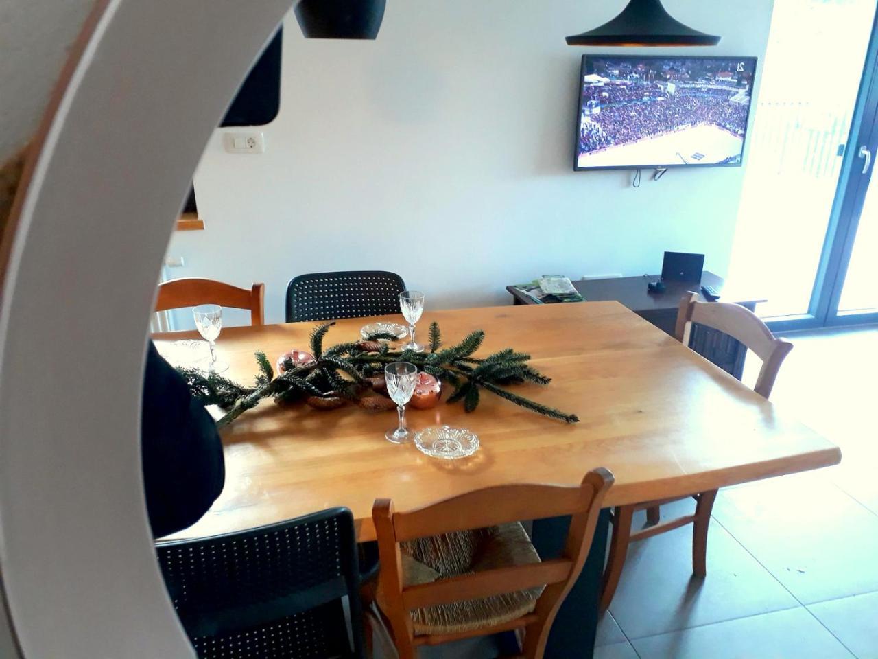 Alpa Apartment *